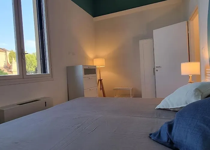 Apartman Galleria 2 Agosto 1980 N2 *
