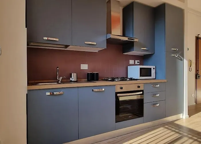 Galleria 2 Agosto 1980 N2 Болонья