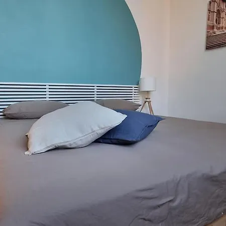 Galleria 2 Agosto 1980 N2 アパート *